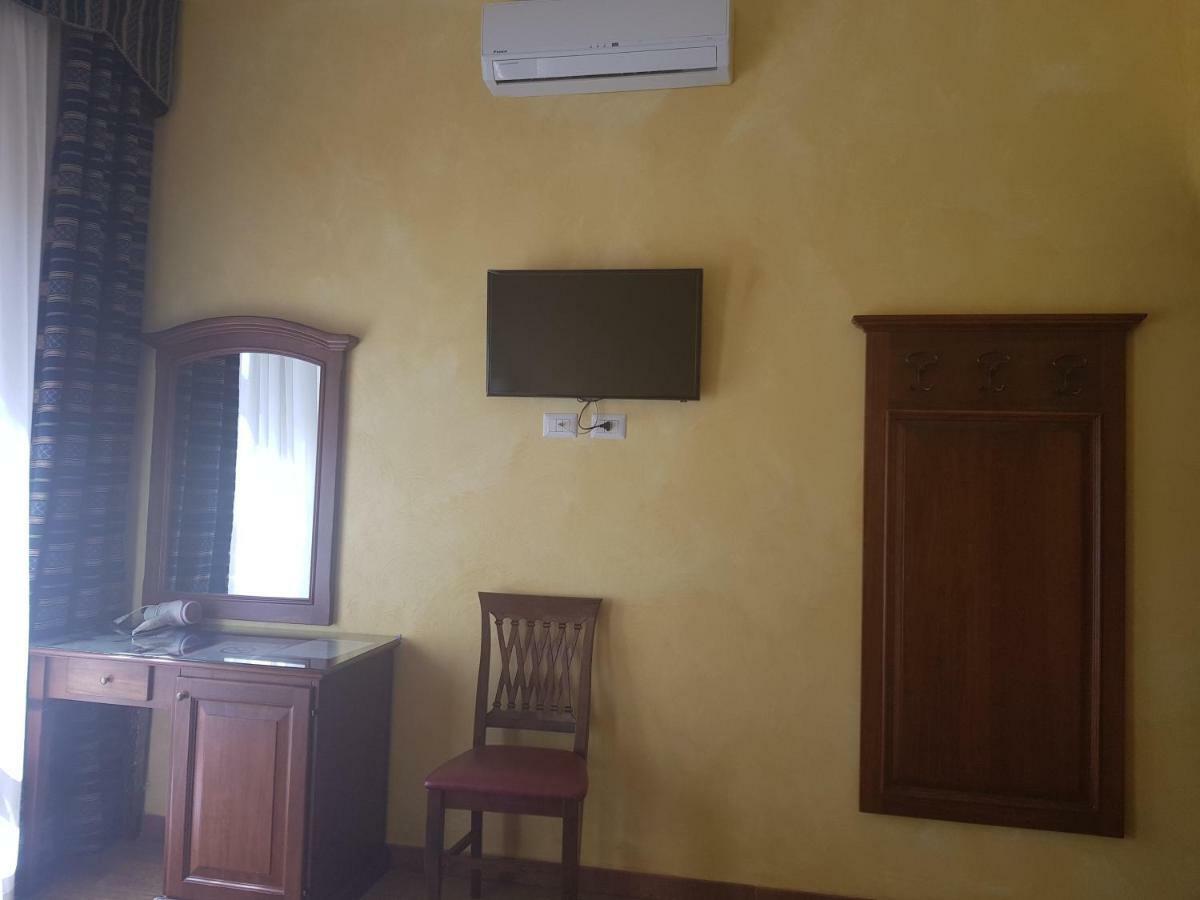 3 Lati Di Pitagora B&B Roma Eksteriør bilde